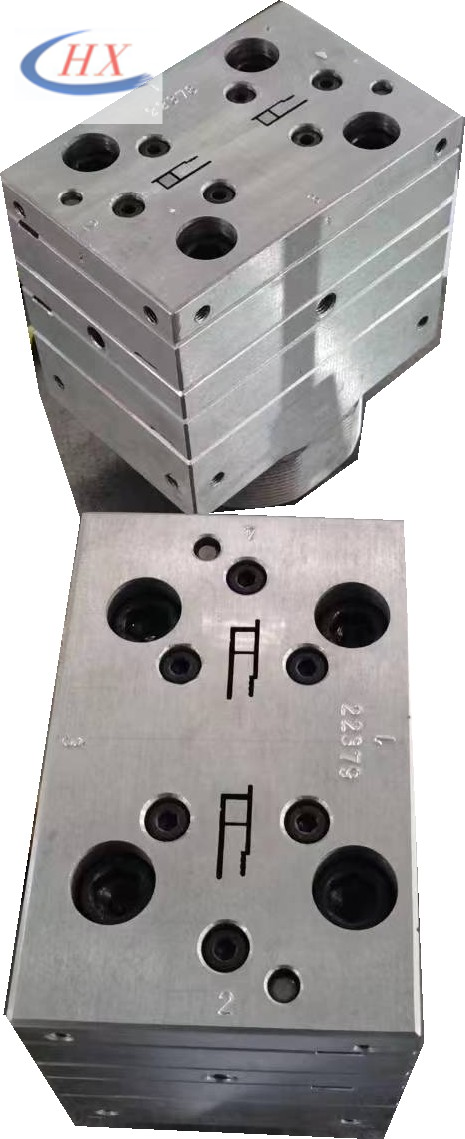 Double cavities extrusion die for PVC tubing